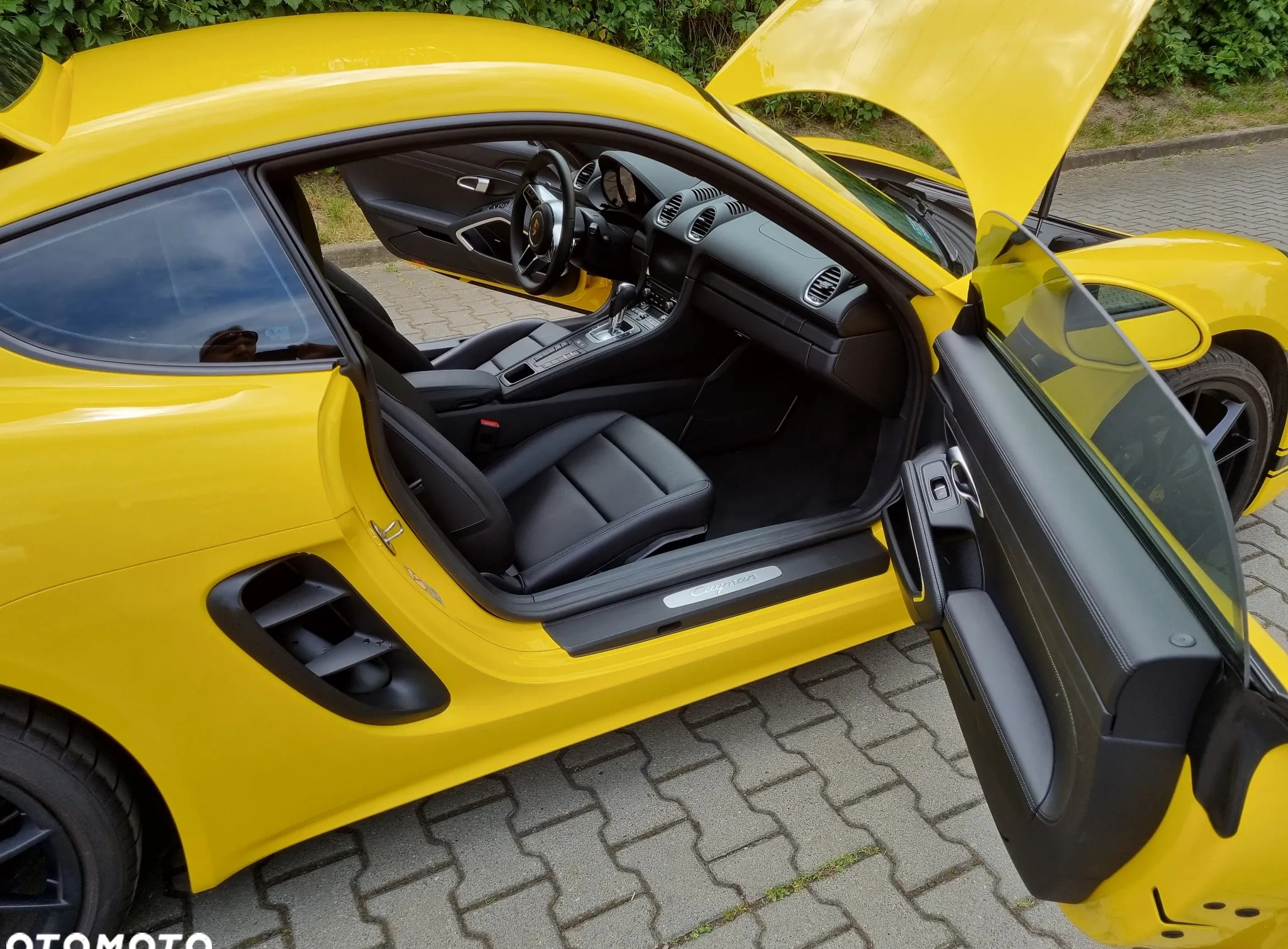 Porsche 718 Cayman cena 357500 przebieg: 2306, rok produkcji 2022 z Dukla małe 277